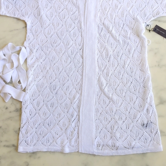 NWT. The Limited Linen and Cotton Short Sleeve Open Front Long Crochet Cardigan. - Picture 5 of 6